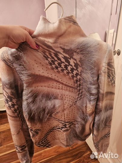 Свитер из ангоры 42