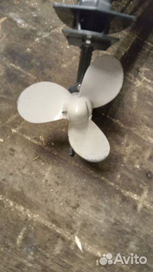 Лодочный мотор