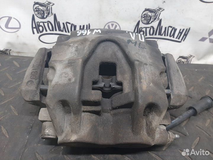 Суппорт передний левый Mercedes Benz M-Class W-166