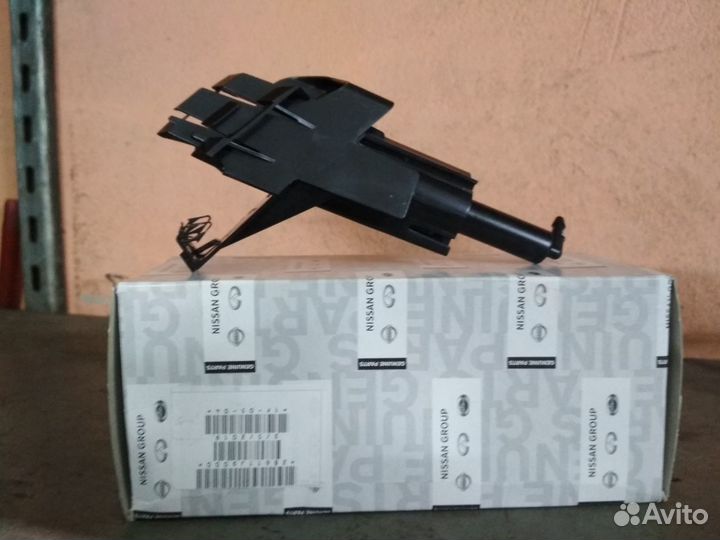 Форсунка омывателя фар