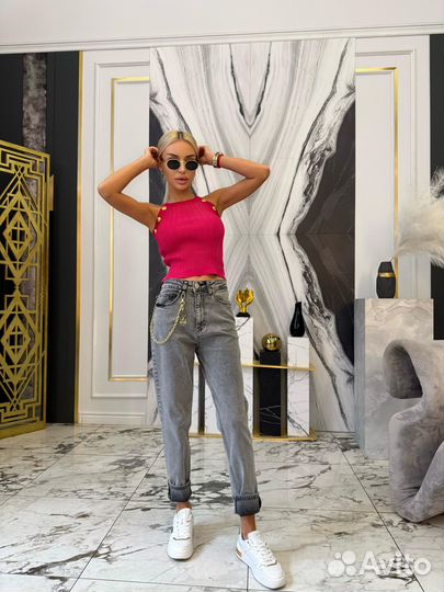 Трендовый топ Balmain