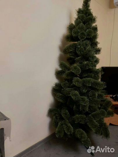 Елка искусственная. Сосна