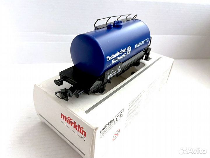 Грузовой вагон - цистерна Marklin H0 00758-23