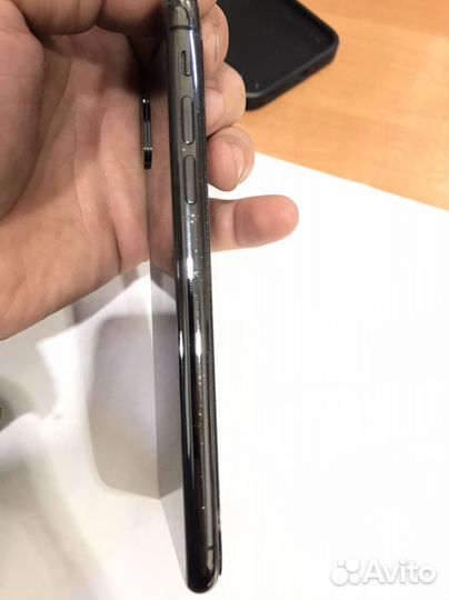 iPhone X, 64 ГБ