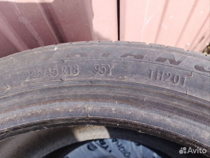 Triangle Sport ATP TR918 225/45 R18