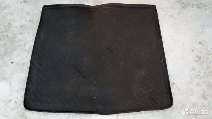 Рено Дастер коврик багажника