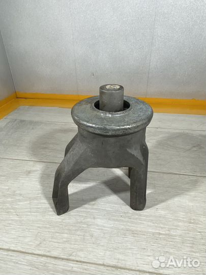 Опора двигателя volkswagen t5