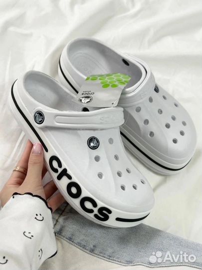 Женская обувь crocs