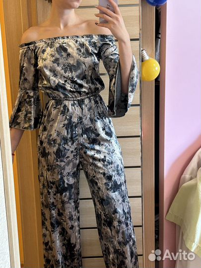 Комбинезон женский