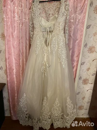 Свадебное платье