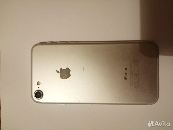 Телефон iPhone 7 32gb