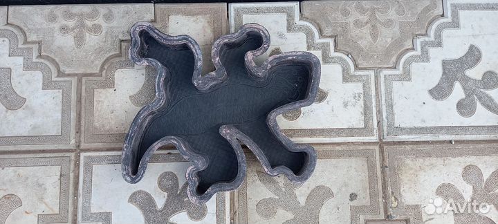 Форма Ящерица