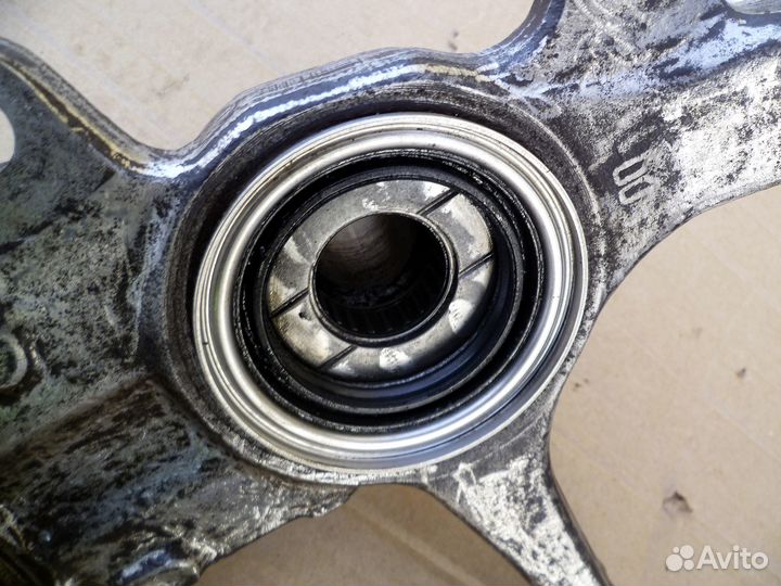 Поворотный кулак Opel Frontera A левый