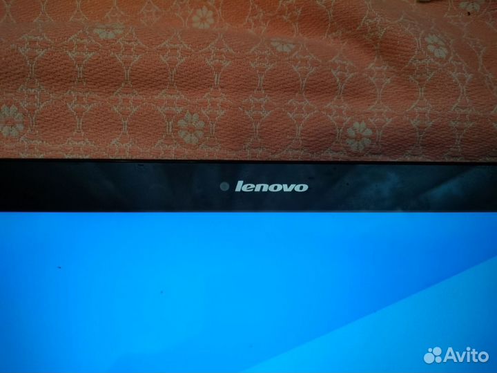 Lenovo планшет