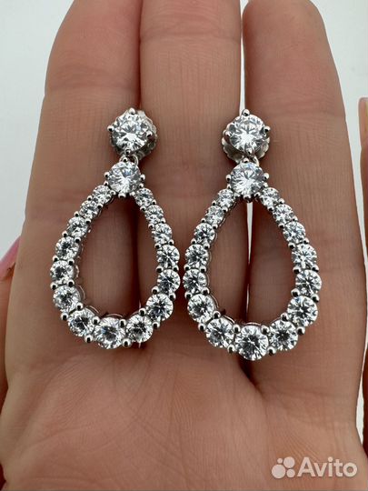 Серьги гвоздики серебро 925 яркие белые цирконы