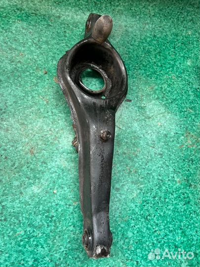 Рычаг подвески задний Mazda 3 BK 1.6 Z6 2005