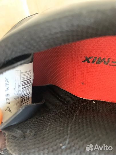 Футбольные бутсы Demix, 28 и защита для голени