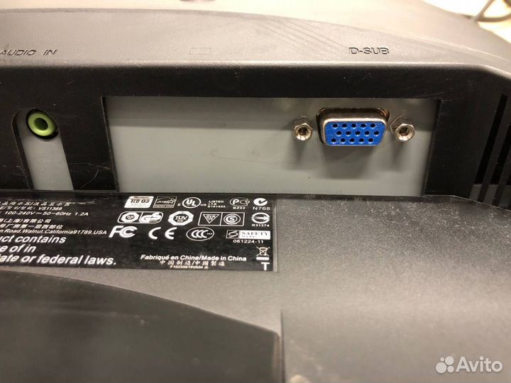 Монитор 19 дюймов VGA