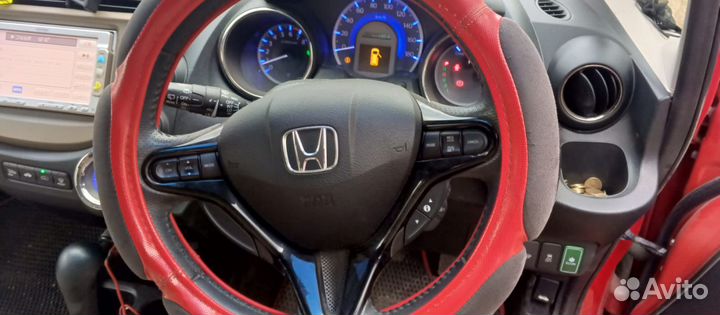 Honda Fit Shuttle 1.5 CVT, 2011, 180 000 км