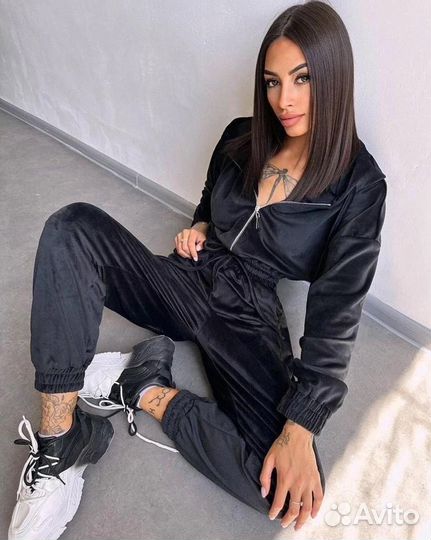 Комбинезон женский