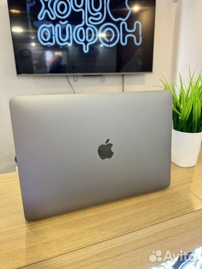 Apple MacBook Pro 13 2018