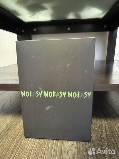 Регулярный альбом stray kids noeasy