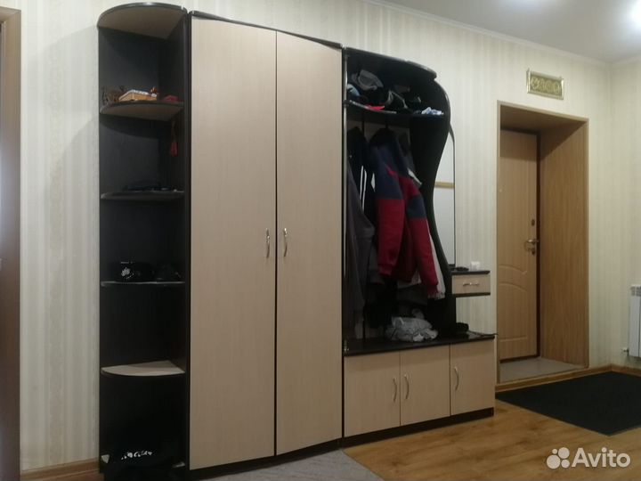 Продам прихожий гарнитур