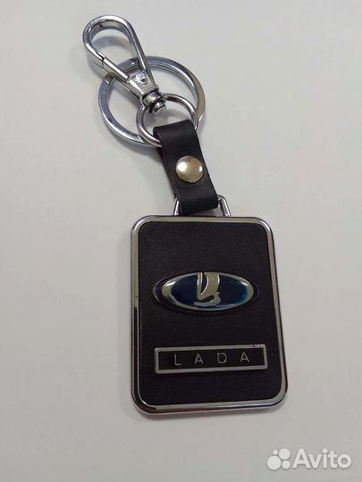 Брелок на ключи LADA