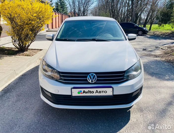 Volkswagen Polo 1.6 AT, 2015, 300 000 км