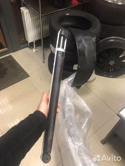 Амортизаторы передние газомаслянные Ford Focus 2