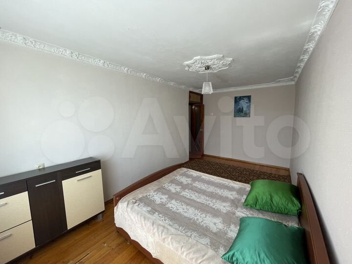 3-к. квартира, 70 м², 2/5 эт.