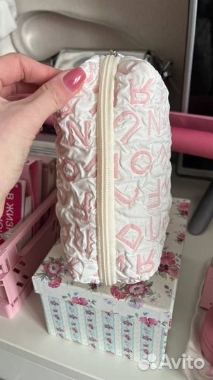 Косметичка белая pinterest