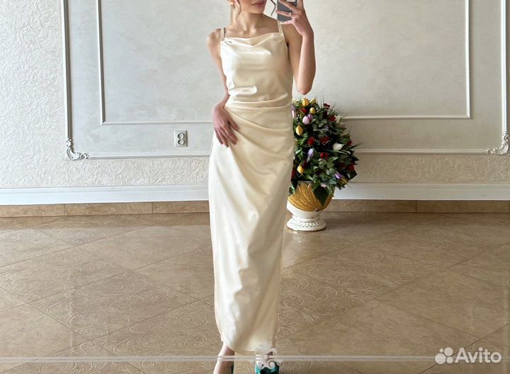 Вечернее платье