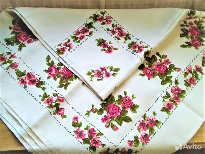 Скатерть льняная с рисунком винтаж