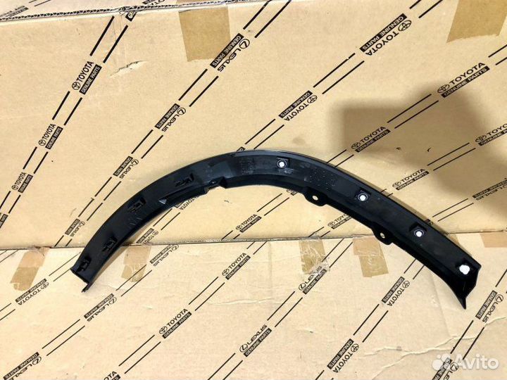 Накладка крыла задняя левая Lexus Rx 4