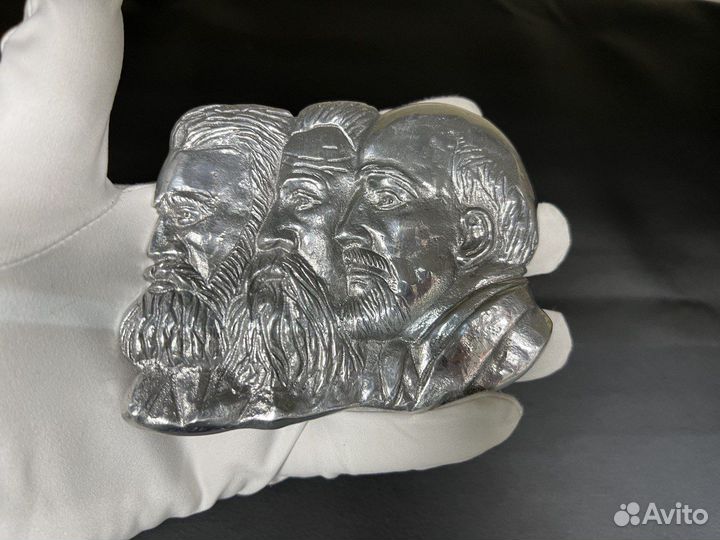 Барельеф Ленин Энгельс Маркс