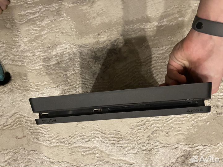 Sony PS4 slim 1tb