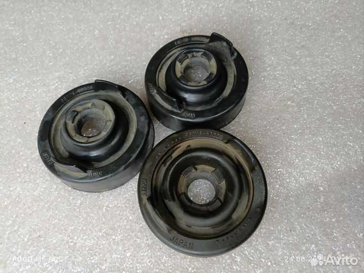 Крышка фары Mitsubishi Grandis chariot