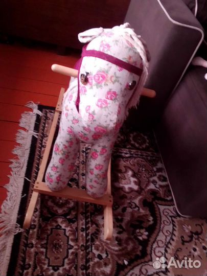 Лошадка качалка