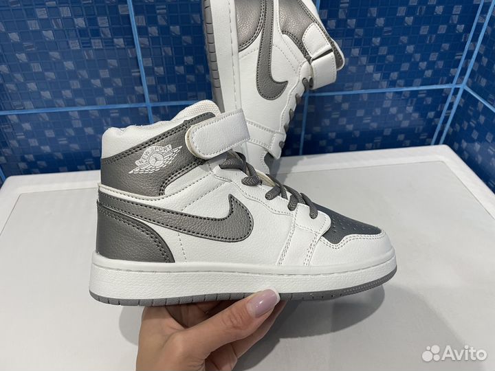Кроссовки детские Nike Air Jordan (32-35)