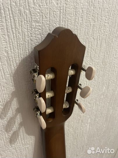 Гитара yamaha c40