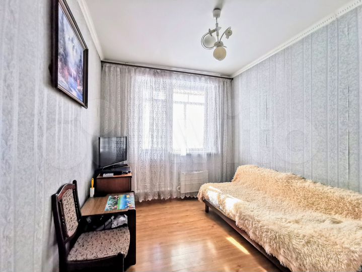 4-к. квартира, 74 м², 3/14 эт.