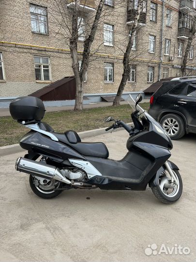 Honda Silver Wing 600