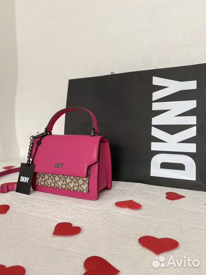 Сумка кроссбоди dkny