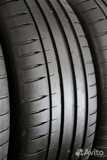 Michelin Pilot Sport 4 225/45 R19 96W