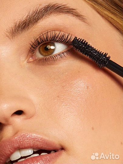 Ilia Fullest Volumizing Mascara тушь для ресниц