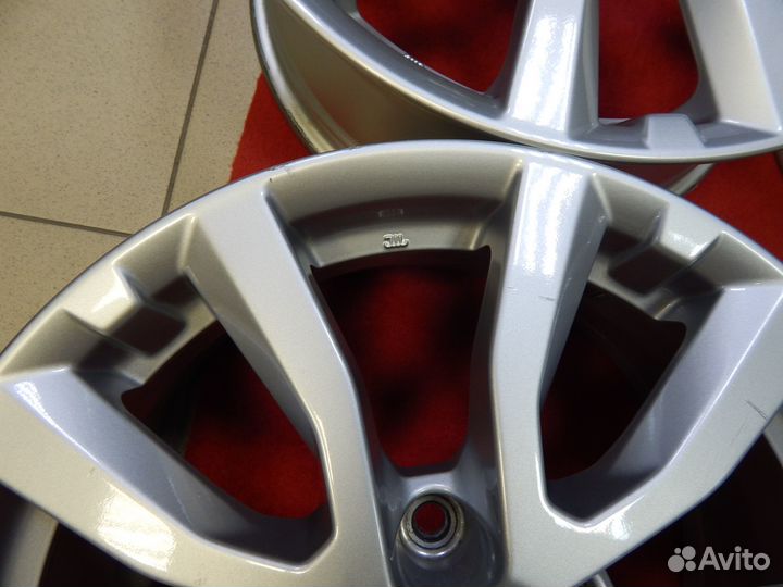 872 Оригинал Nissan X-Trail T32 R17 5*114.3 J7