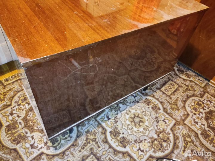 Тумба для постельных принадлежностей (комод)