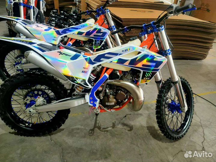 Kews 250 2t (тип рамы и пластика Husqvarna)