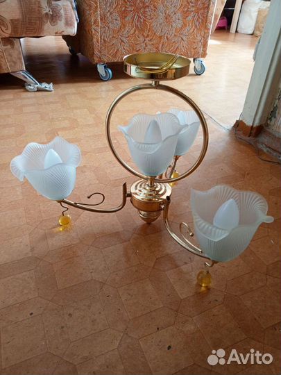 Люстра потолочная бу